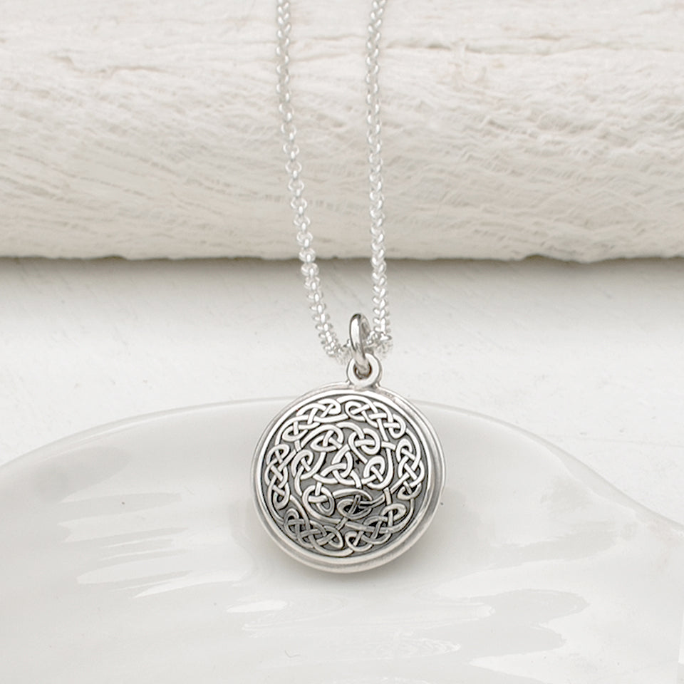 Cremation Ashes Memorial Jewellery | Eternal Knot Ashes Necklace