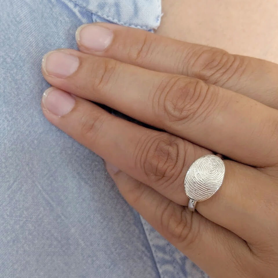 fingerprint oval ring | gift for mum for mother's day