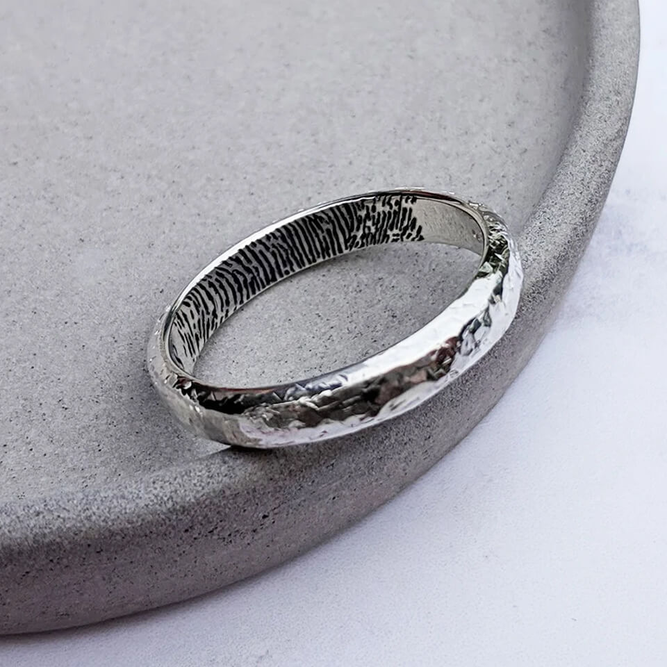 memorial fingerprint ring with hammered texture