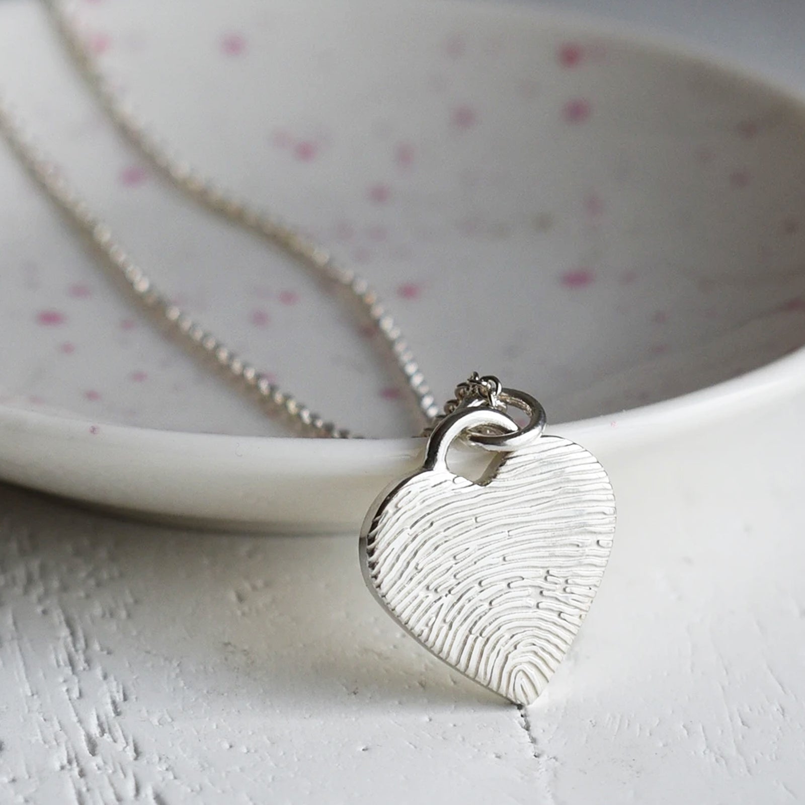 FINGERPRINT PADLOCK NECKLACE