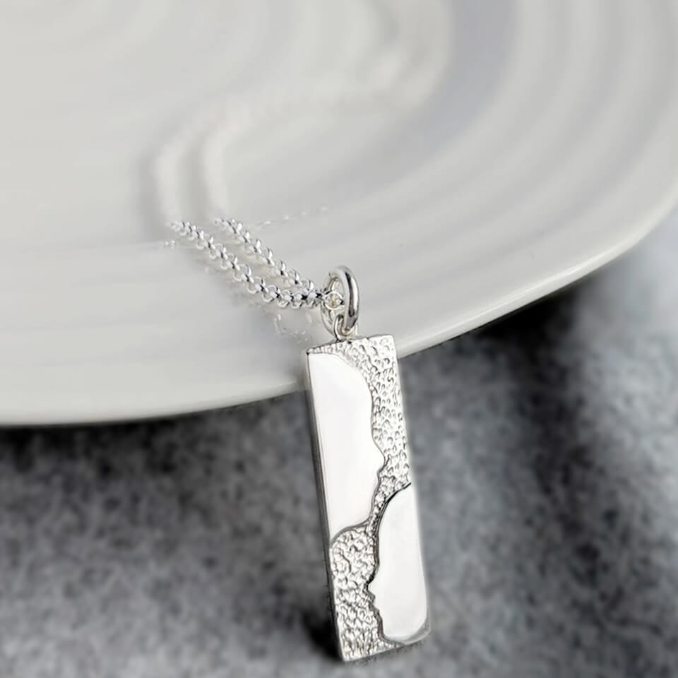 Personalised Family Silhouette Necklace in Silver or Gold