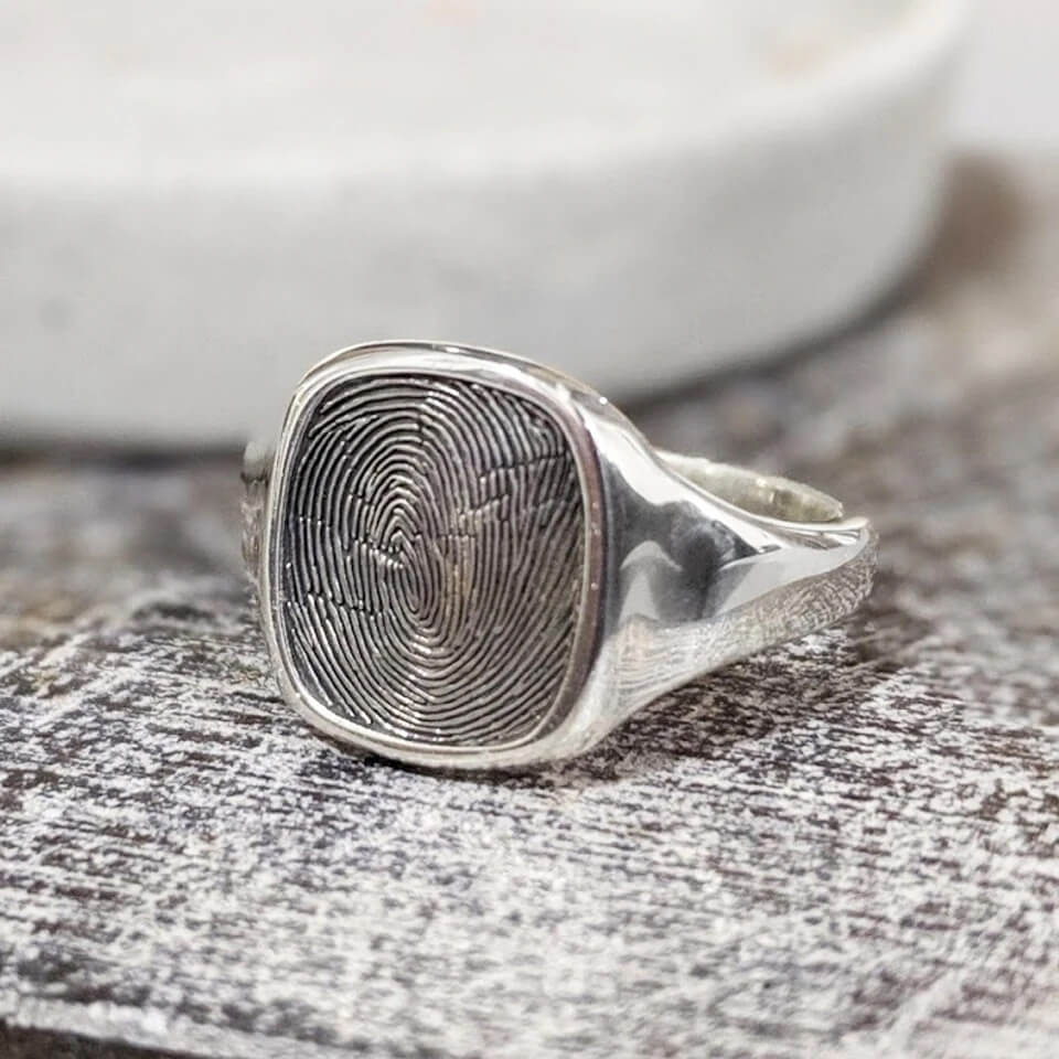 personalised fingerprint signet ring for dad